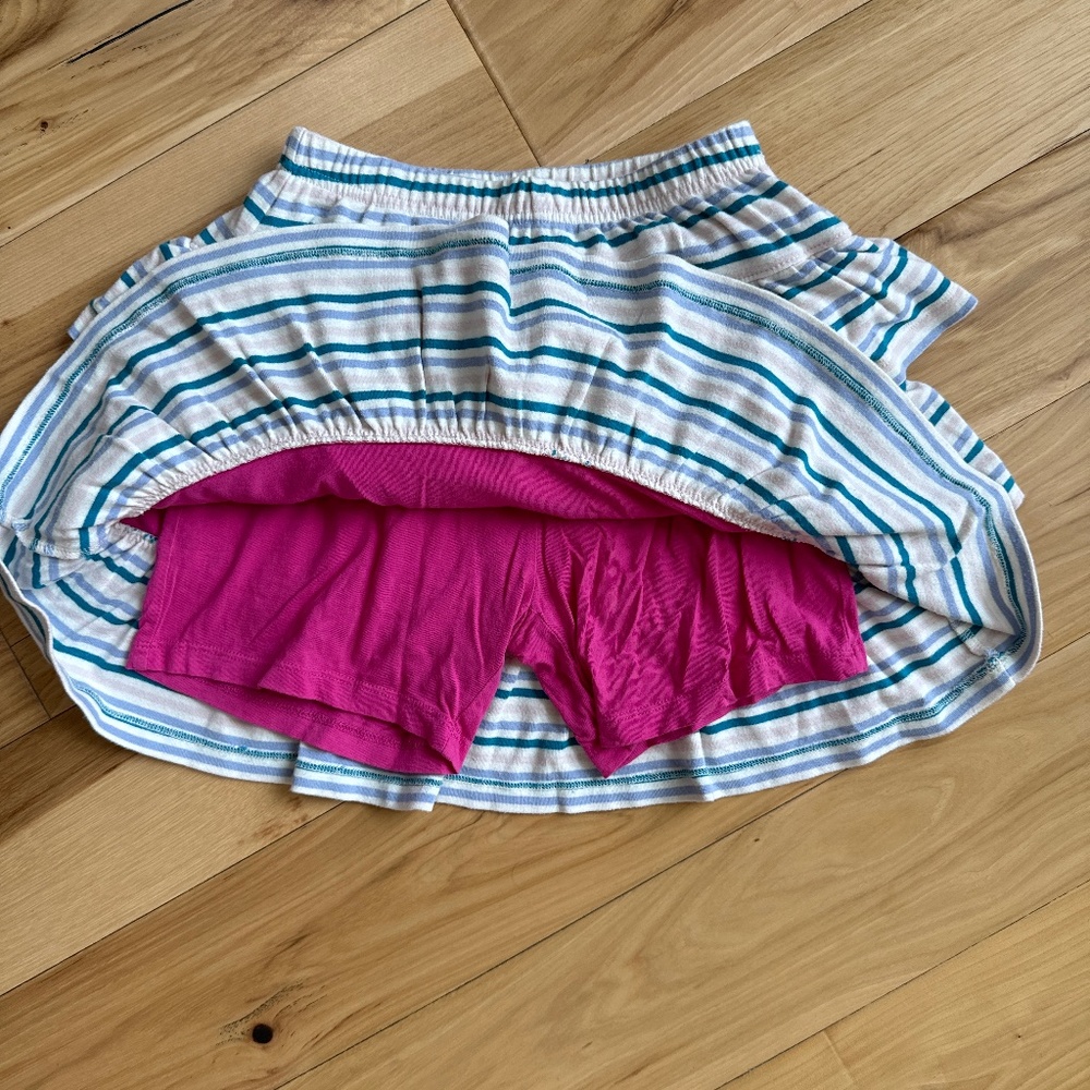 Skort - Picture 3 of 3
